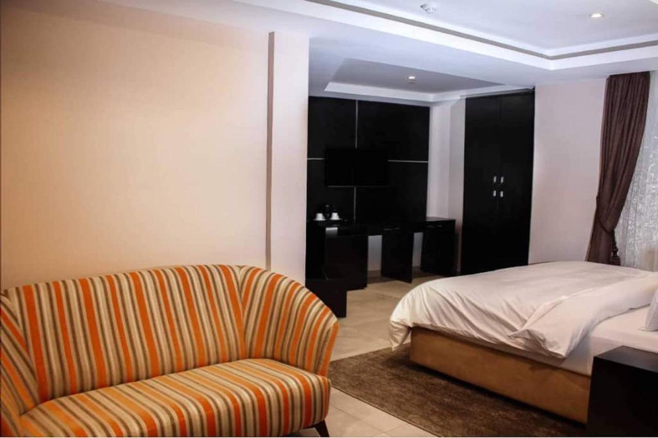 Joshesther Olive Hotel Ікеджа Екстер'єр фото