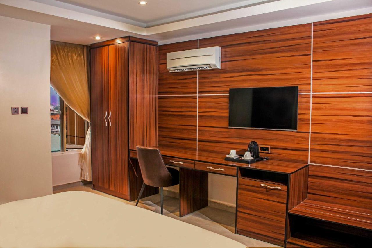 Joshesther Olive Hotel Ікеджа Екстер'єр фото