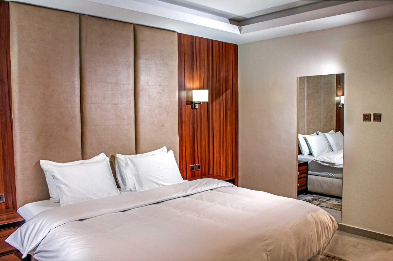 Joshesther Olive Hotel Ікеджа Екстер'єр фото