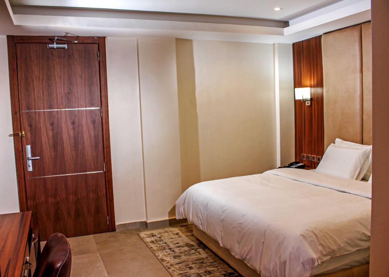 Joshesther Olive Hotel Ікеджа Екстер'єр фото