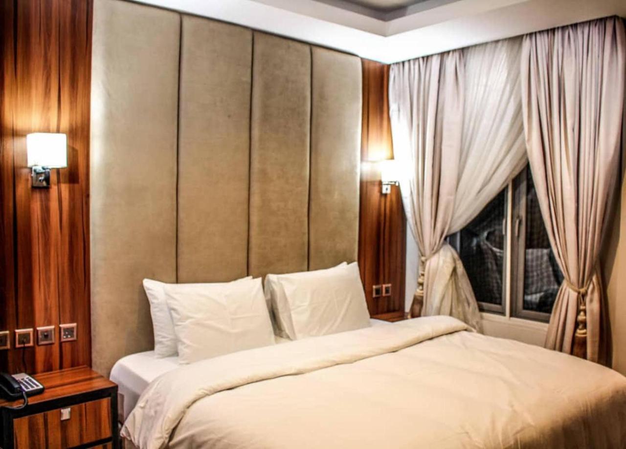 Joshesther Olive Hotel Ікеджа Екстер'єр фото